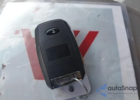 2016 Kia Sedona Lx z USA, uszkodzony, nr VIN KNDMB5C11G6163213